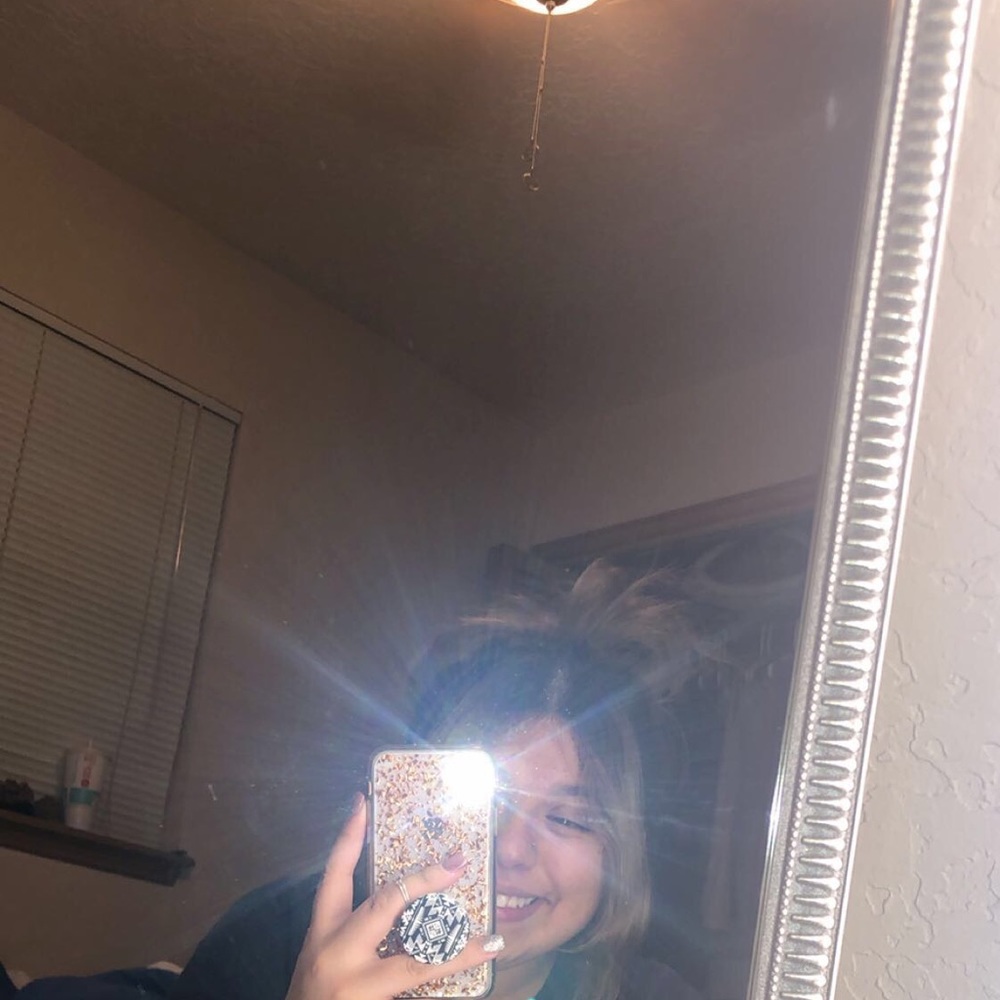 Meet your Posher, Virginia